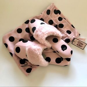 VICTORIA’S SECRET SLIPPERS